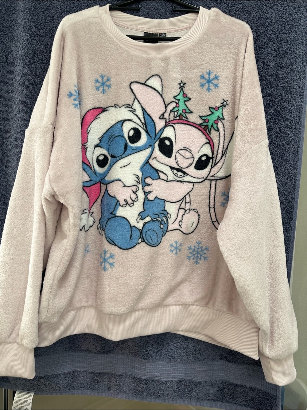 NWT Disney Stitch & Angel Fleece Sweatshirt  XXL